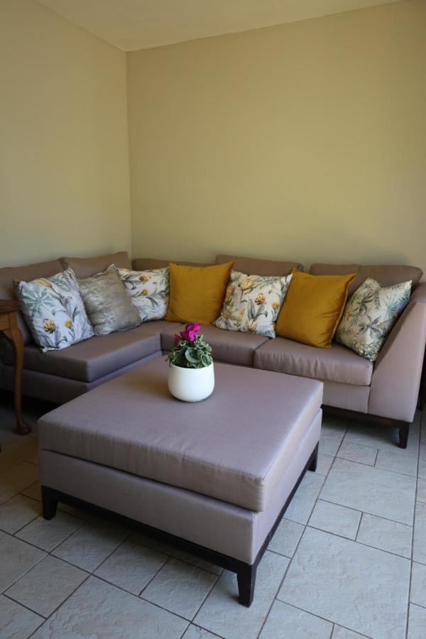 לואי טריכארט Mountain Rose Guesthouse מראה חיצוני תמונה